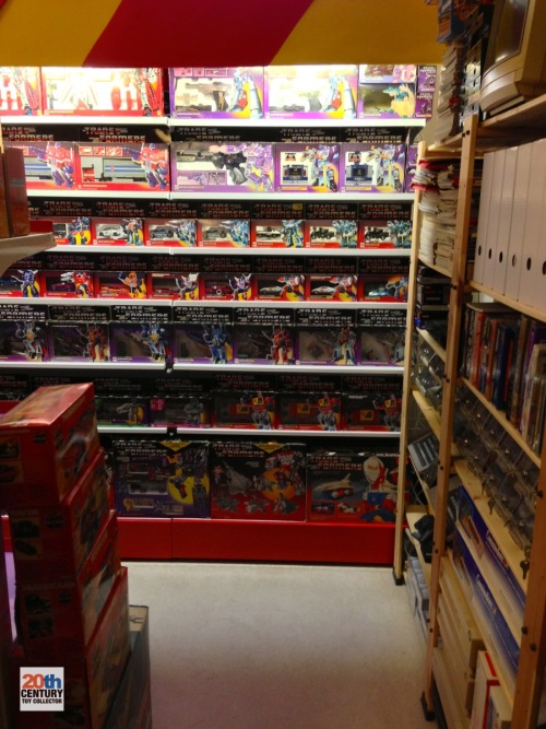 20tc-collection-room