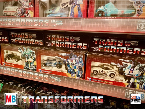MB Transformers Collection Complete Milton Bradley 012 - Hound Mirage Jazz