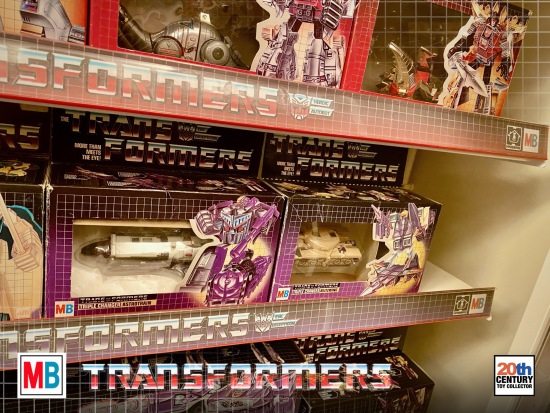 MB Transformers Collection Complete Milton Bradley 018 - Astrotrain Blitzwing
