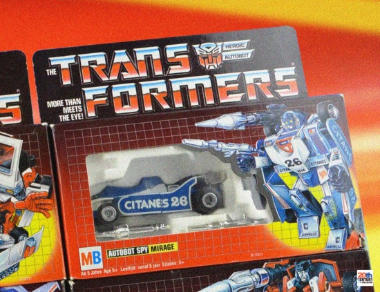mb-autobot-cars-wall-mirage