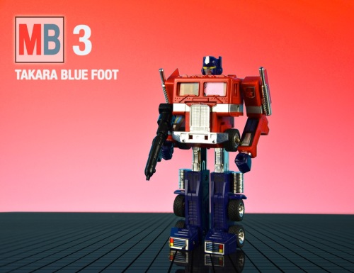 mb-optimus-prime-takara-blue-foot-bot-mode-flattened-4-3_0