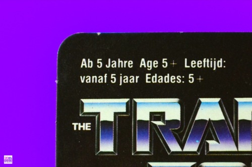 mb-laserbeak-front-close-up-quadlingual-age-notice-closeup