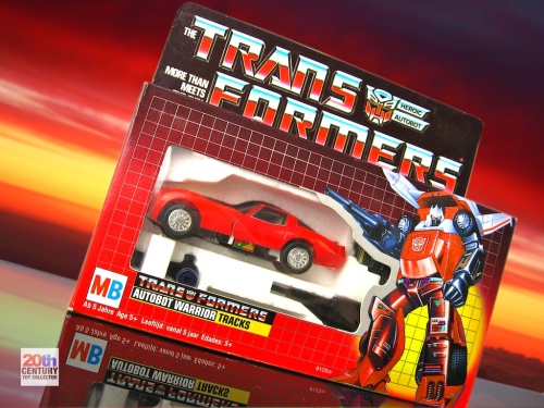 mb-red-tracks-red-mockup-copy