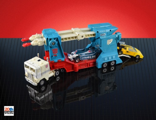 ultra-magnus-vehicle-mode-with-mirage-and-mb-sunswipe-4-3